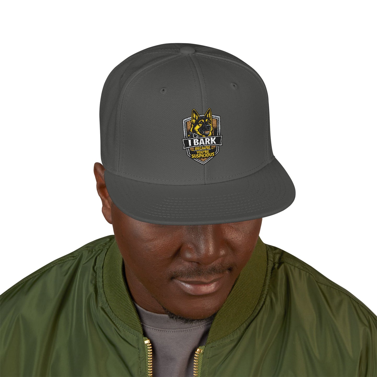Embroidered Crown Skull Snapback Hat — Streetwear Baseball Cap with Gold Accent