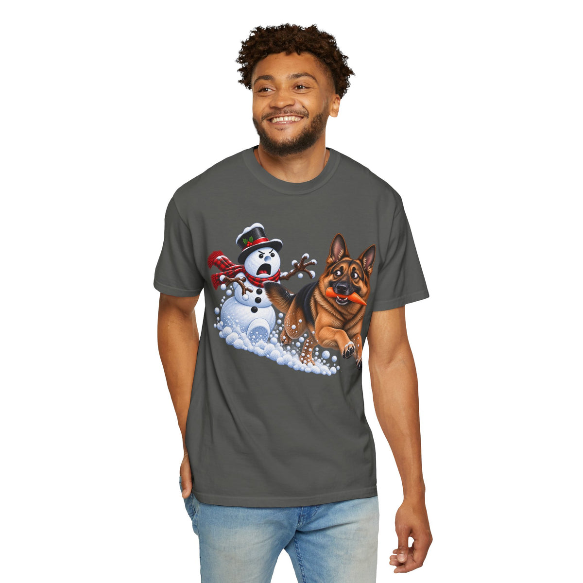 German Shepherd Snowman Carrot Chase T-Shirt – Funny Christmas GSD Shirt