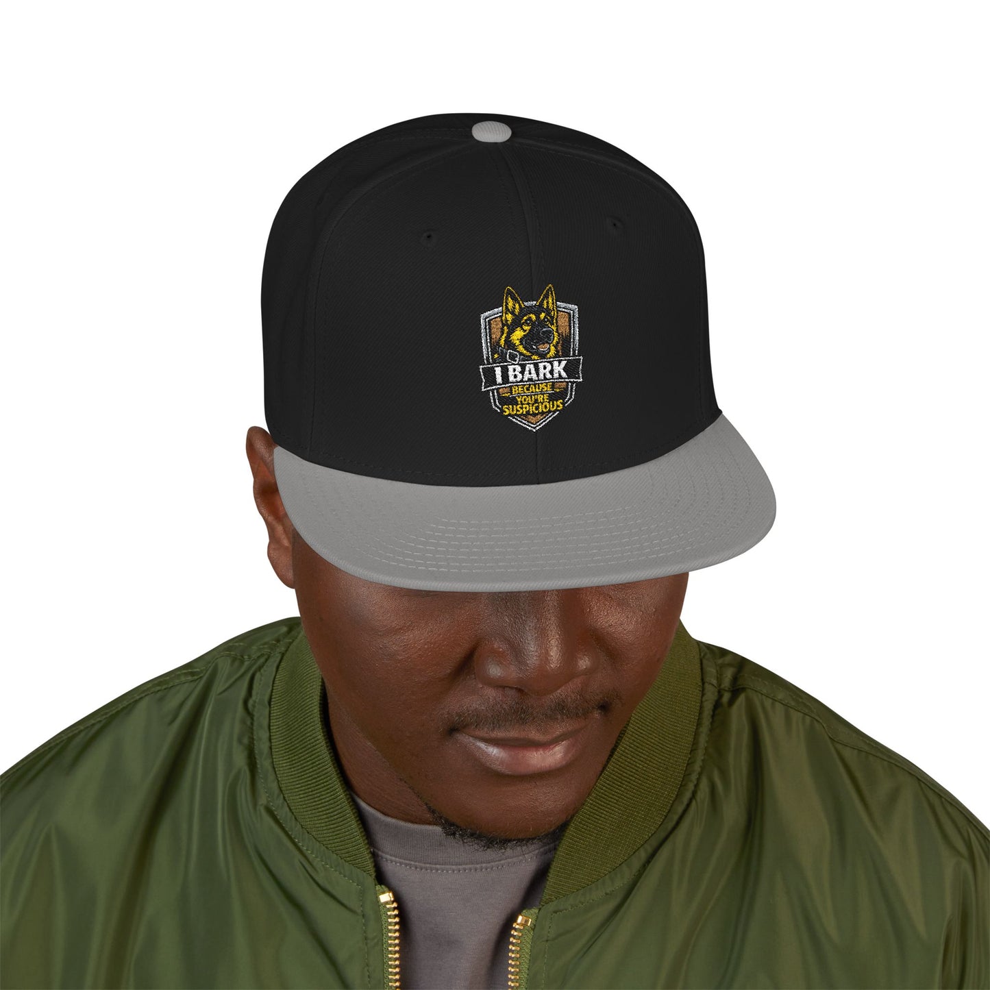 Embroidered Crown Skull Snapback Hat — Streetwear Baseball Cap with Gold Accent