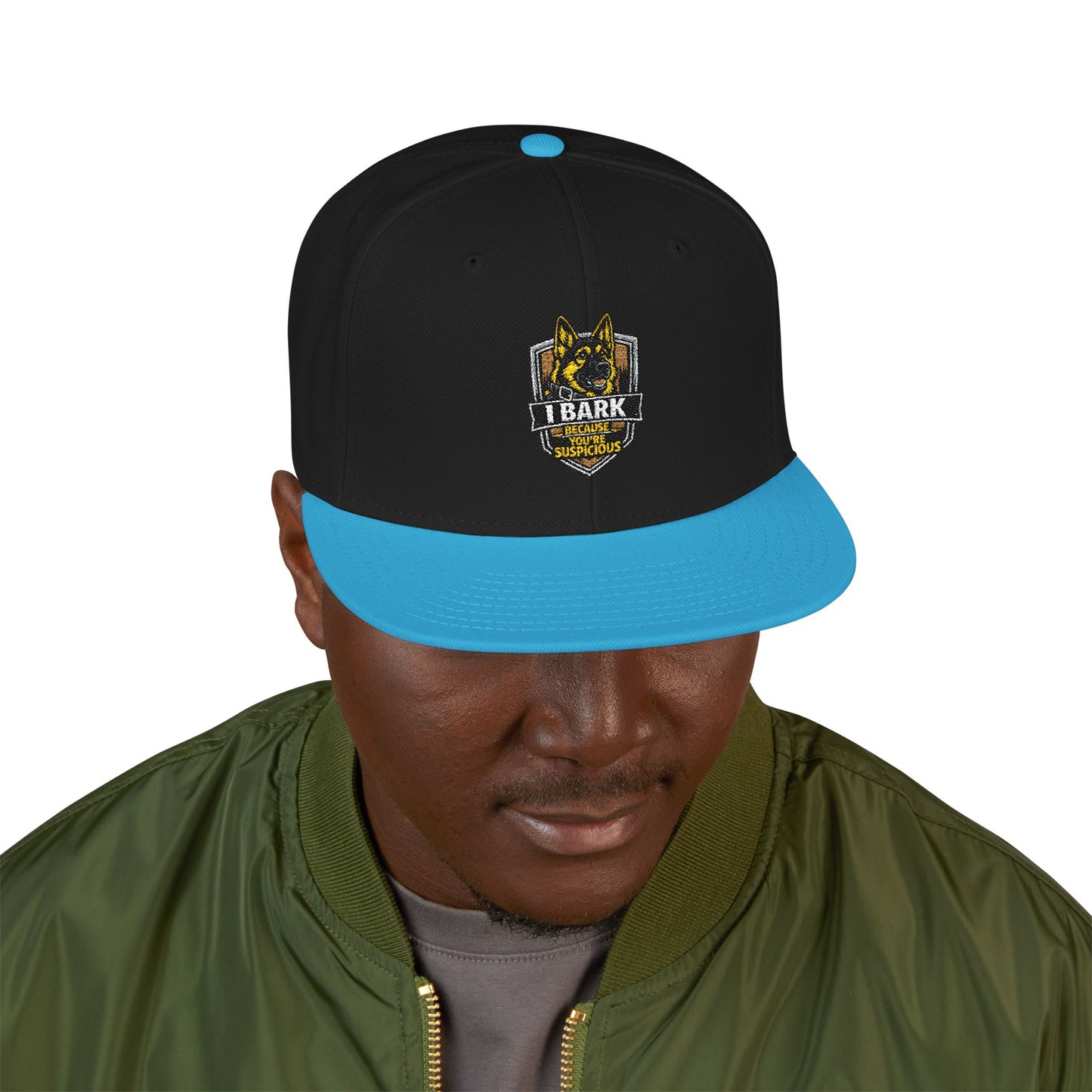 Embroidered Crown Skull Snapback Hat — Streetwear Baseball Cap with Gold Accent