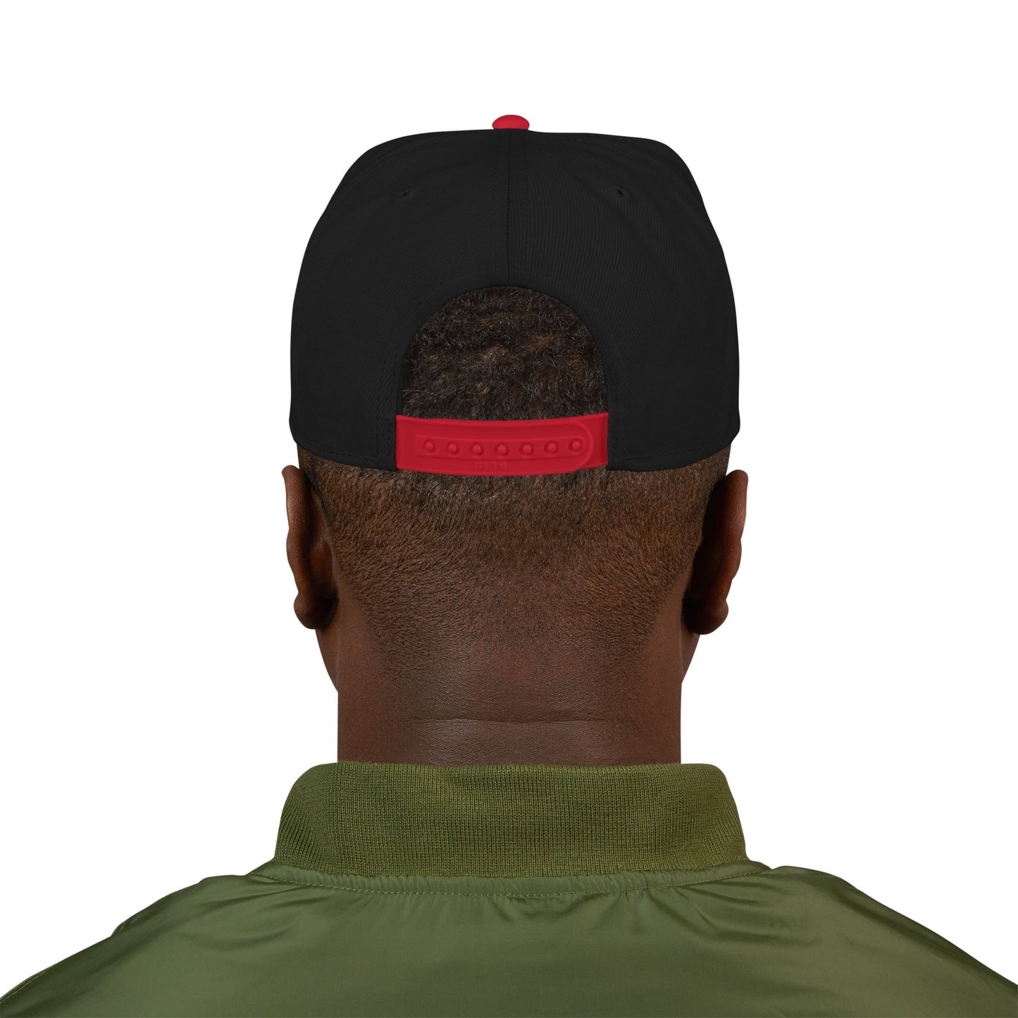 Embroidered Crown Skull Snapback Hat — Streetwear Baseball Cap with Gold Accent