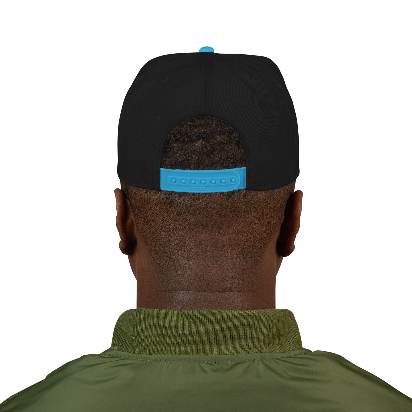 Embroidered Crown Skull Snapback Hat — Streetwear Baseball Cap with Gold Accent
